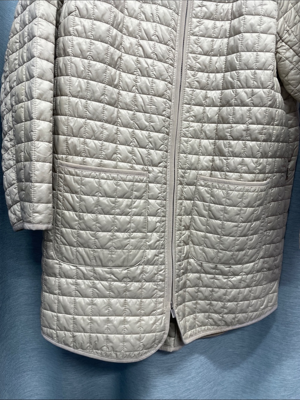ATHLETA Grandview PrimaLoft Lightweight Quilted Shell - Picture 5 of 8
